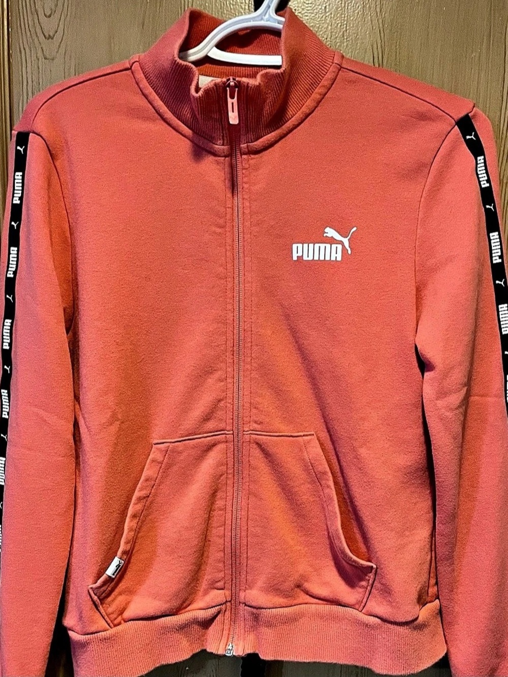 PUMA Logo Tape Full-Zip Sweatshirt / Sweater in Coral Pink – Size Medium
